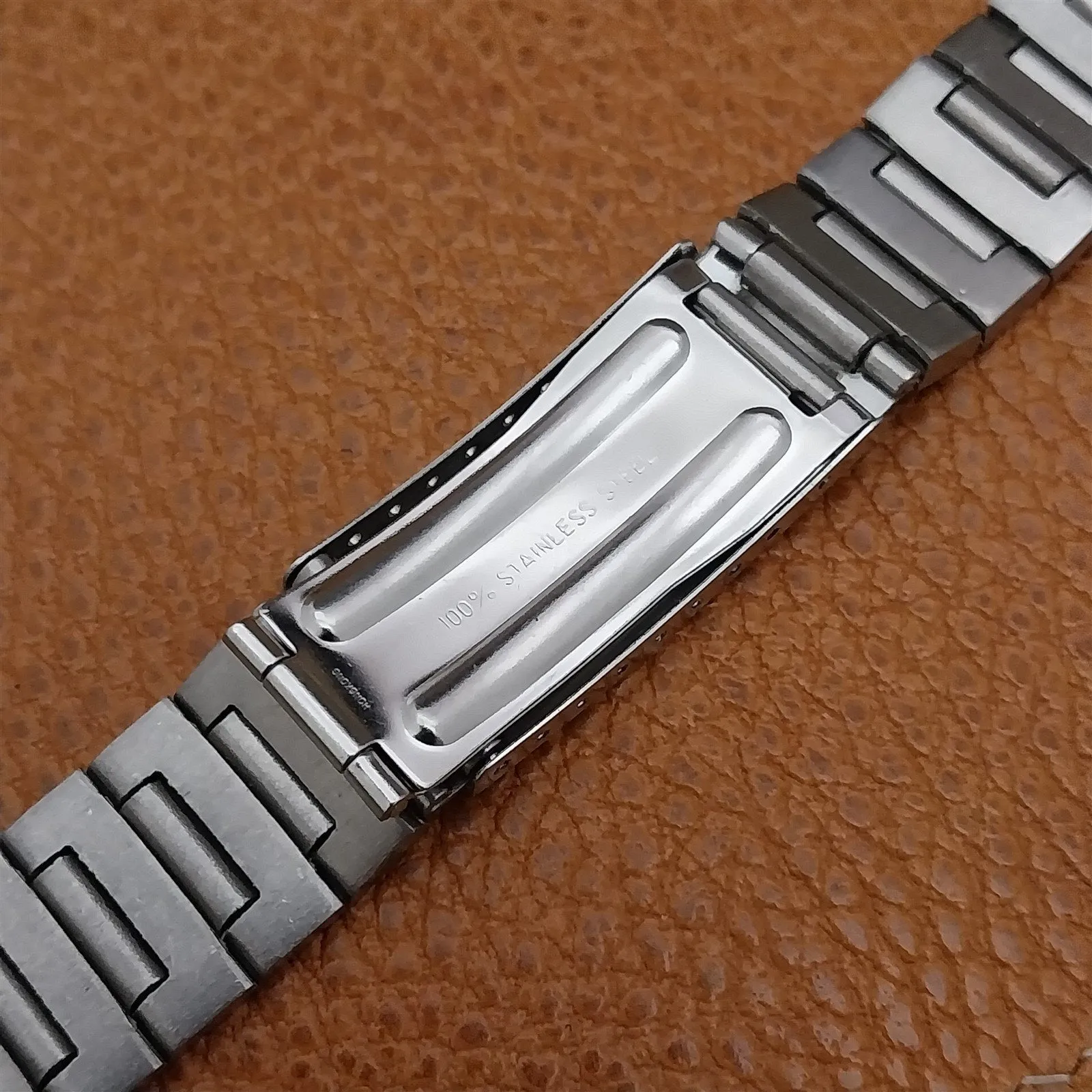 11/16" 17.2mm Flared Stainless Steel Unused 1970s Vintage Watch Band