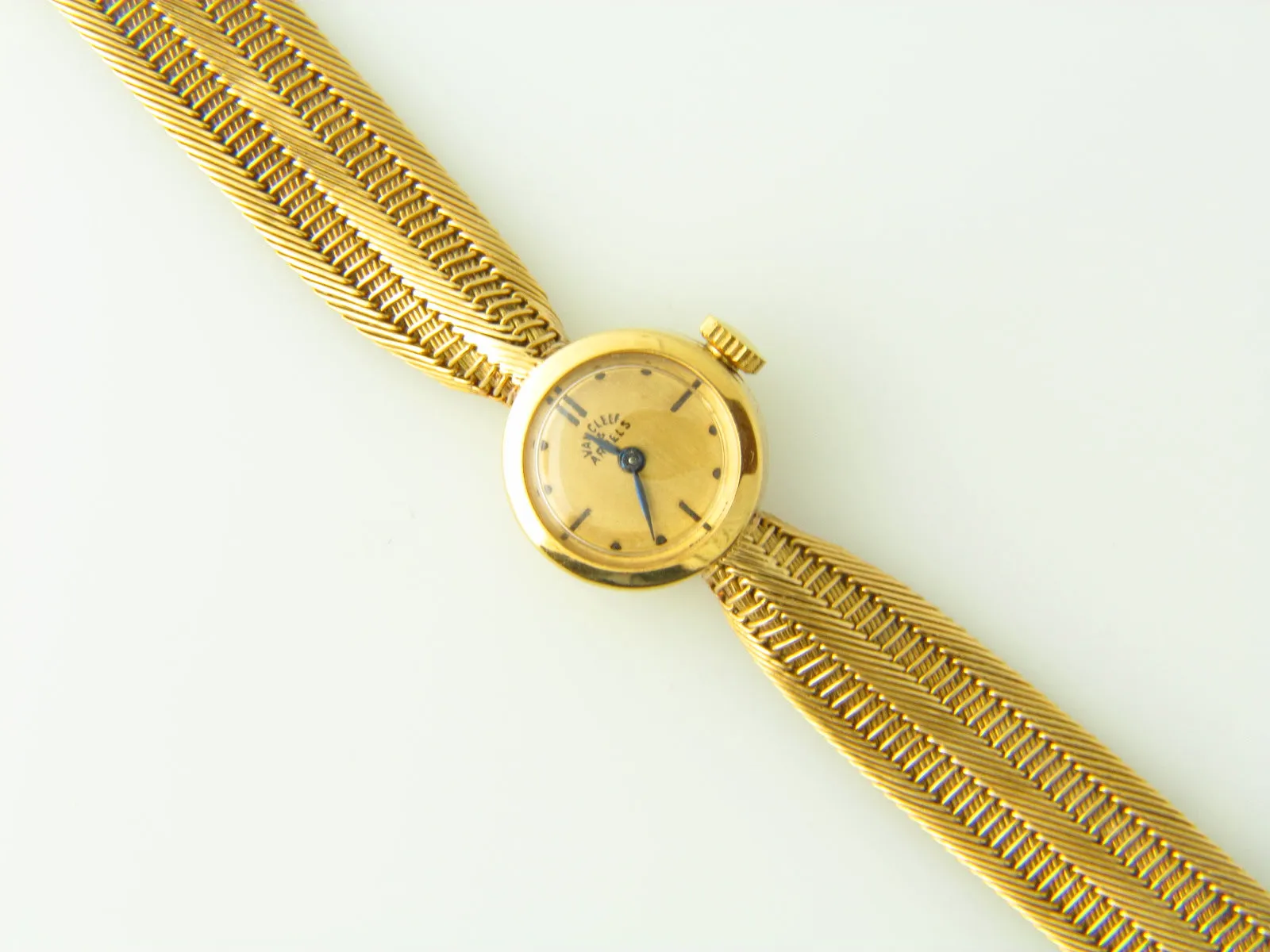 18K Yellow Gold Wristwatch by "Van Cleef & Arpels"