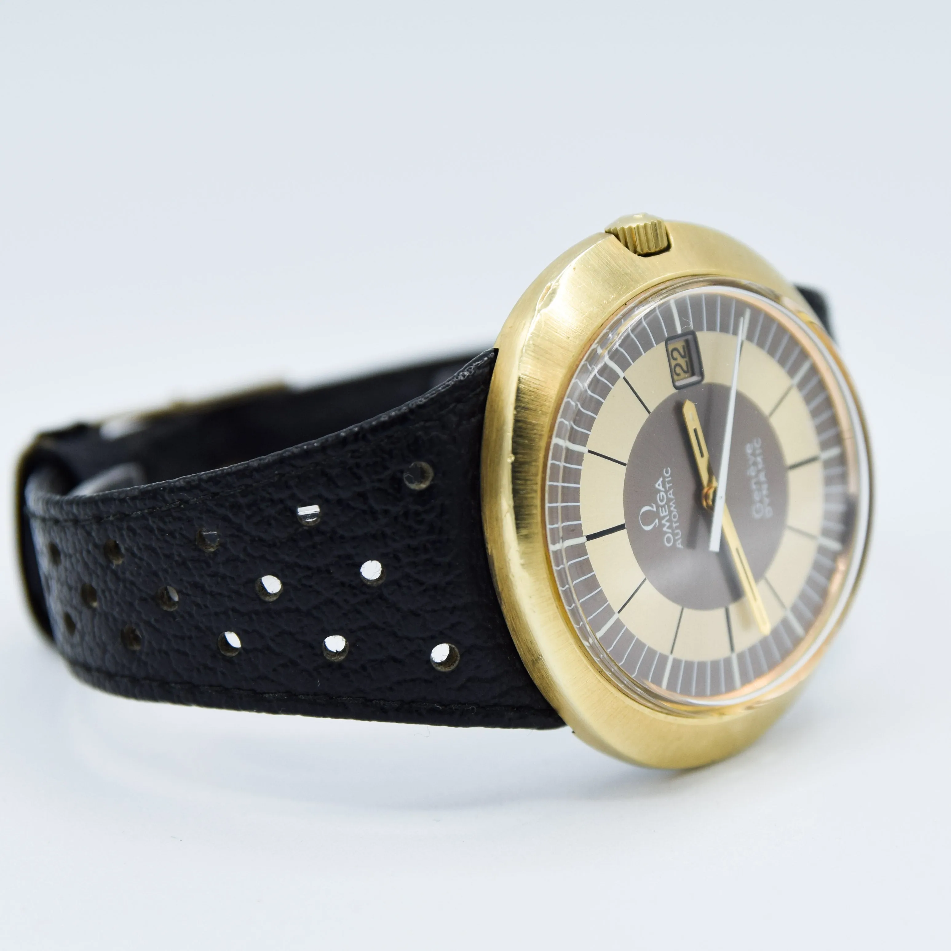1970 Omega Geneve Dynamic Automatic Date with Gorgeous Two Tone Dial Model 166.039 in Gold Capped Case