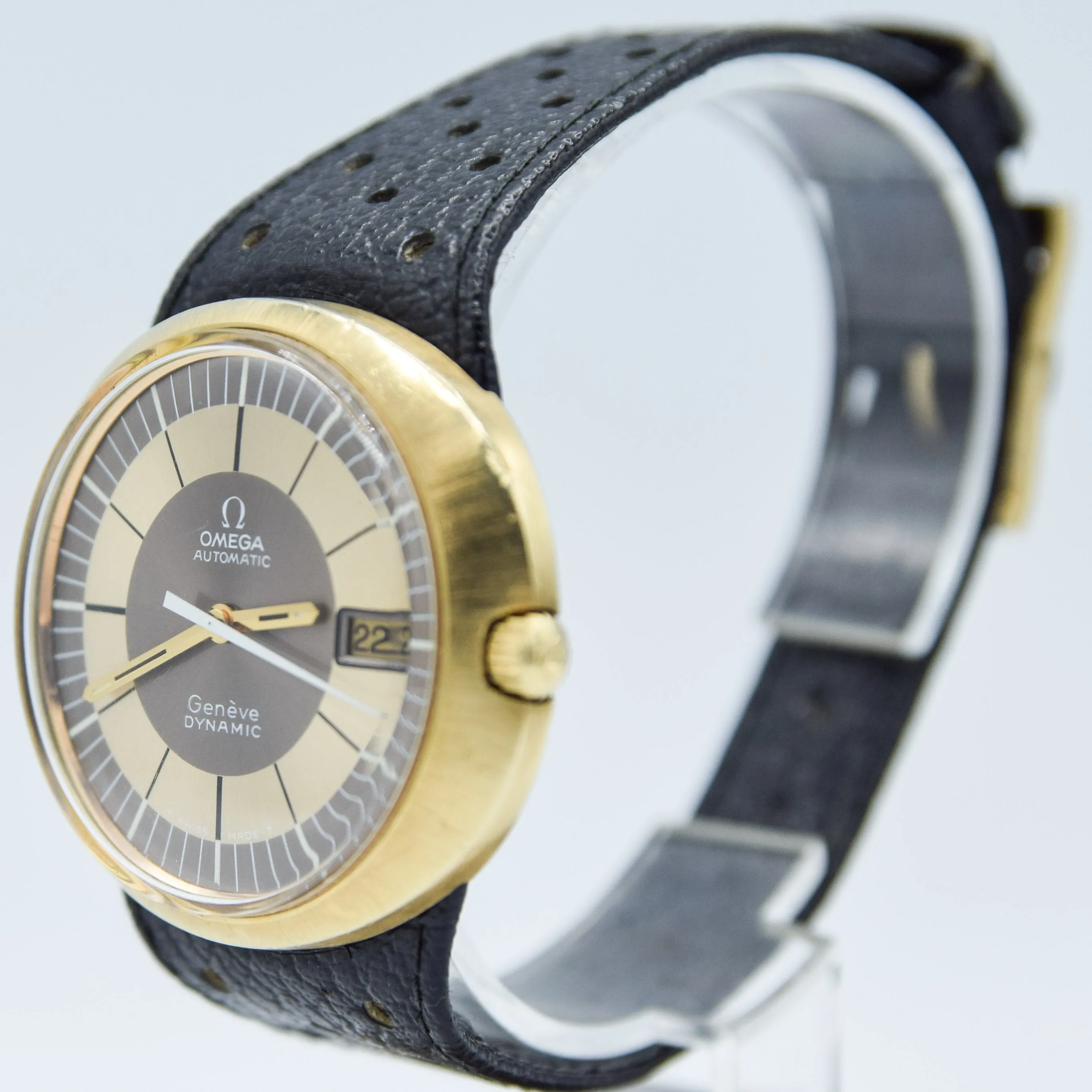 1970 Omega Geneve Dynamic Automatic Date with Gorgeous Two Tone Dial Model 166.039 in Gold Capped Case