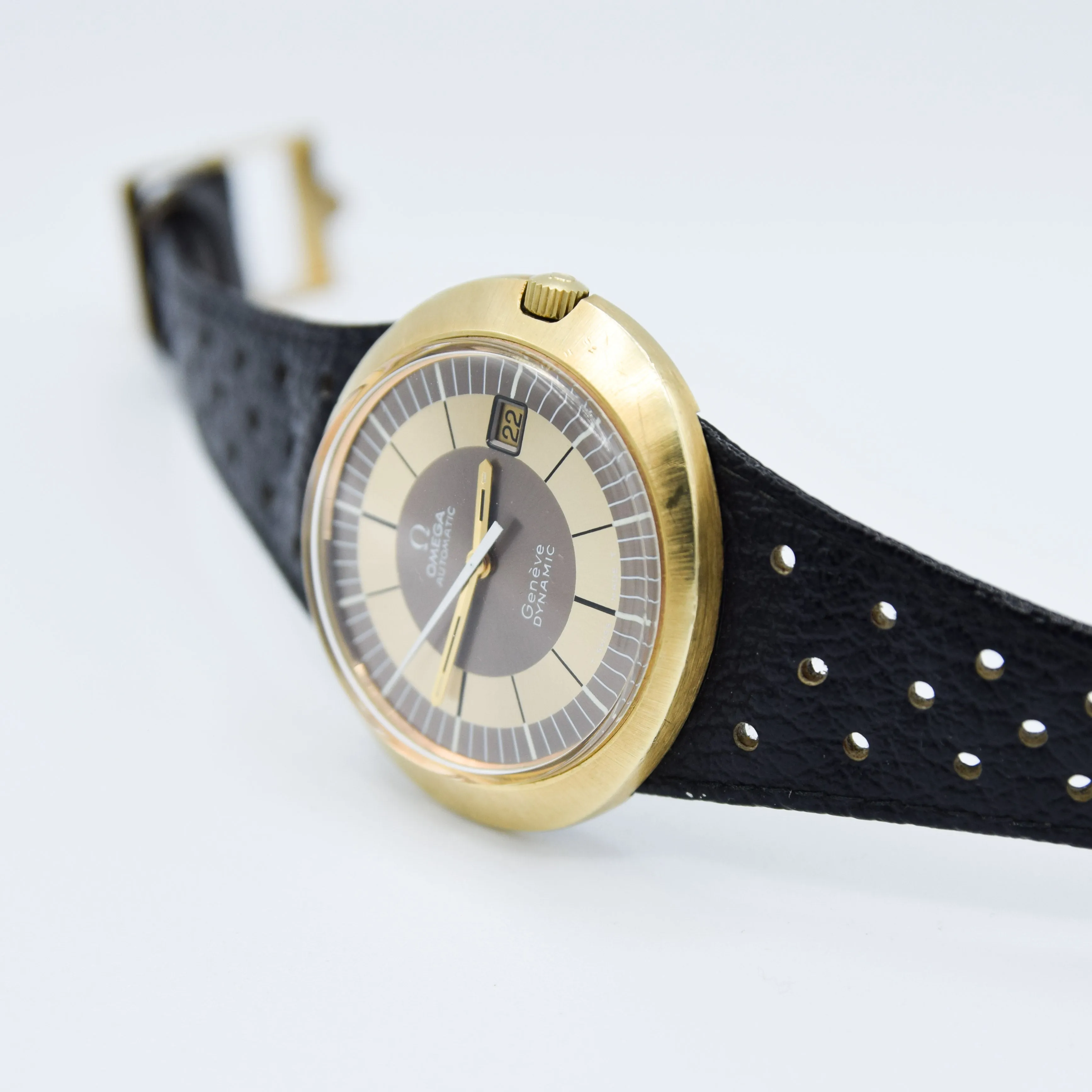 1970 Omega Geneve Dynamic Automatic Date with Gorgeous Two Tone Dial Model 166.039 in Gold Capped Case