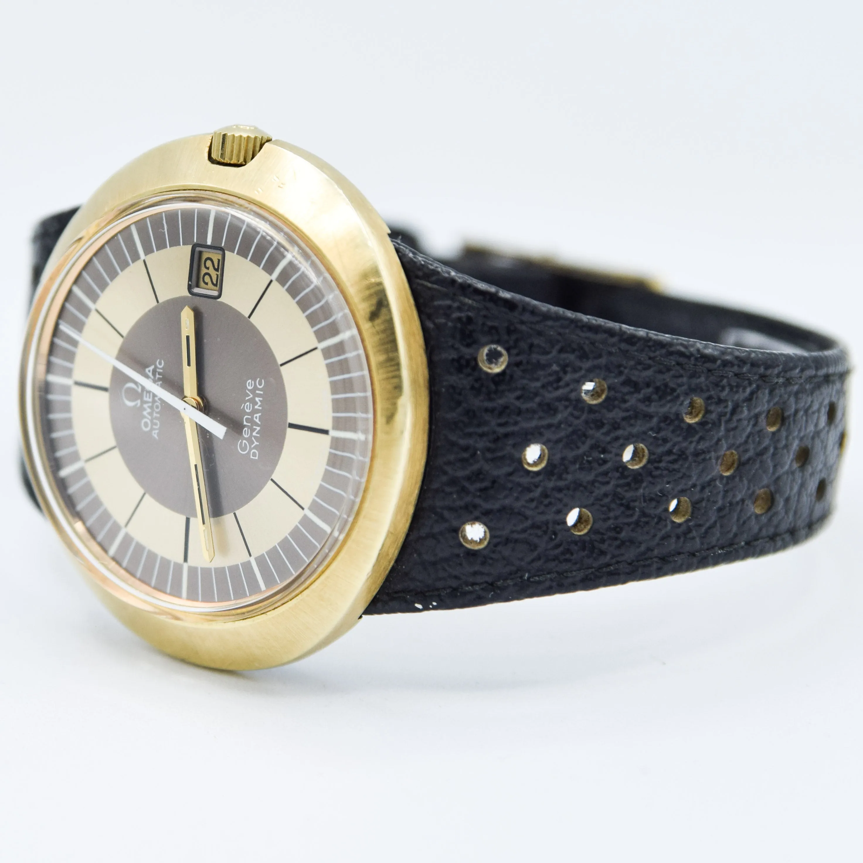 1970 Omega Geneve Dynamic Automatic Date with Gorgeous Two Tone Dial Model 166.039 in Gold Capped Case