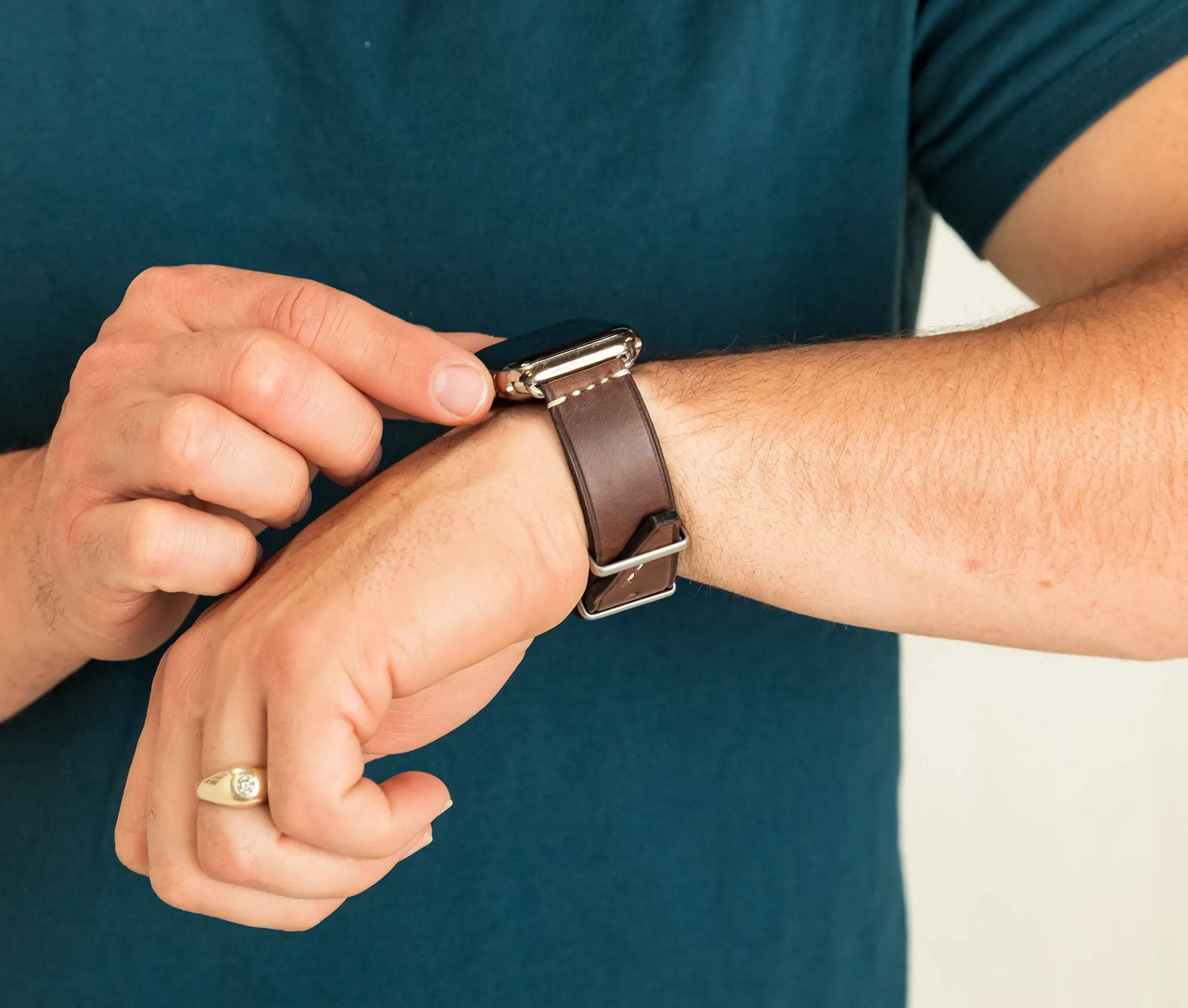 Apple Band - Classic by Lifetime Leather Co