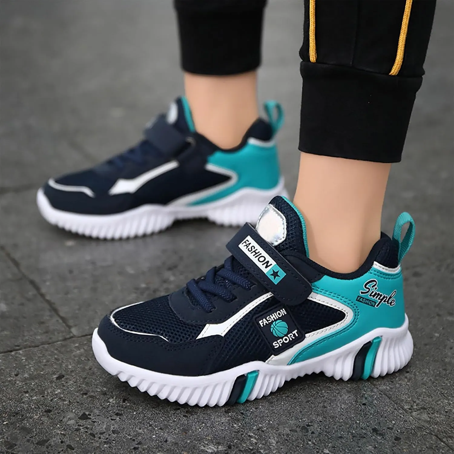 Boys Sneakers Lightweight Breathable Sports Shoes for School Casual Activities Comfortable Soft Sole Design