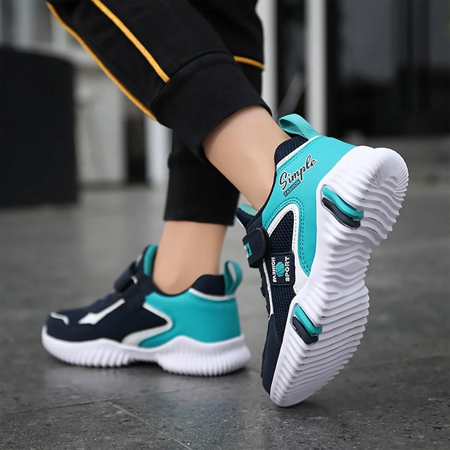 Boys Sneakers Lightweight Breathable Sports Shoes for School Casual Activities Comfortable Soft Sole Design
