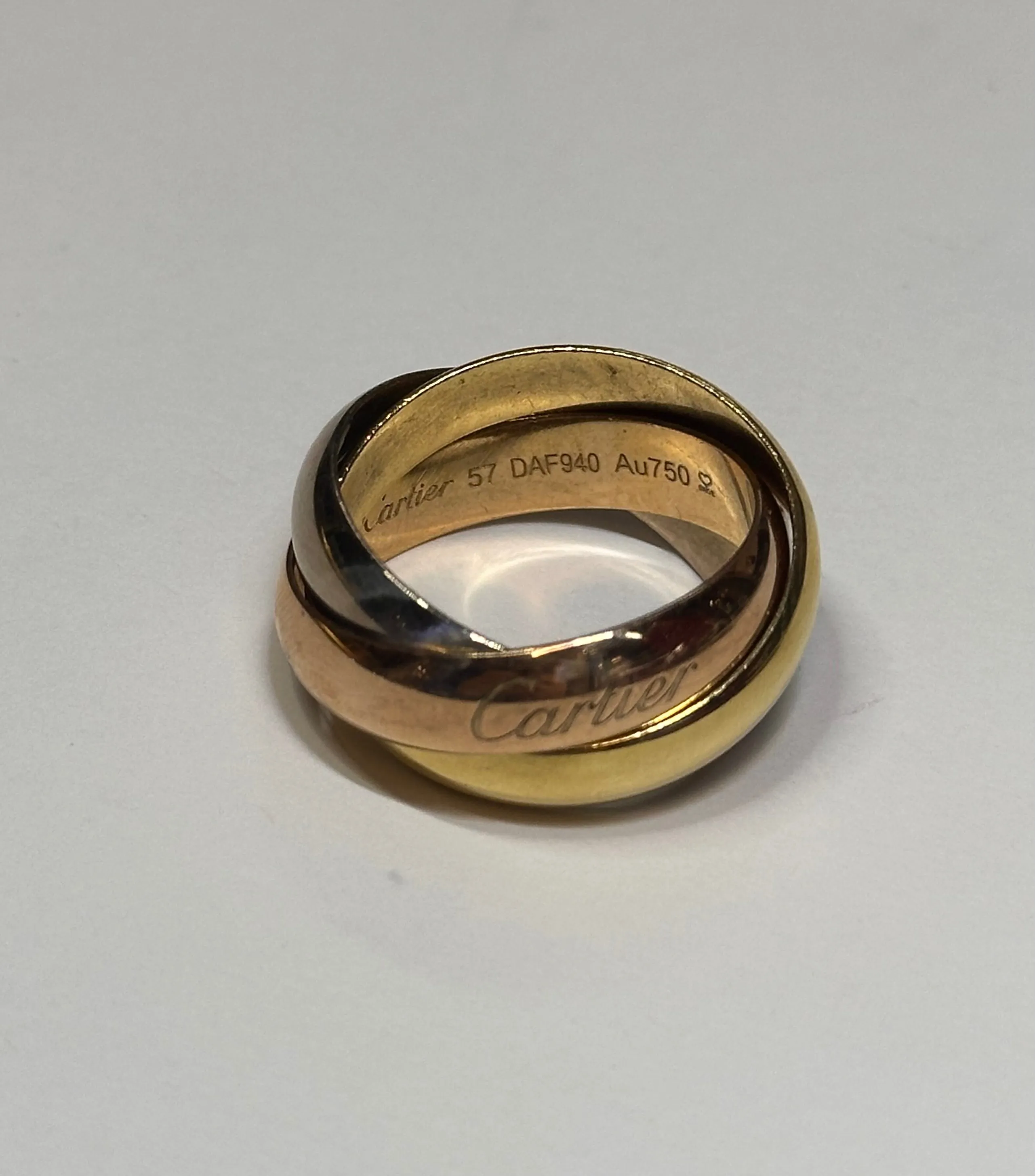 CARTIER 18K YELLOW WHITE & ROSE GOLD TRINITY RING - $6K APR w/ CoA!