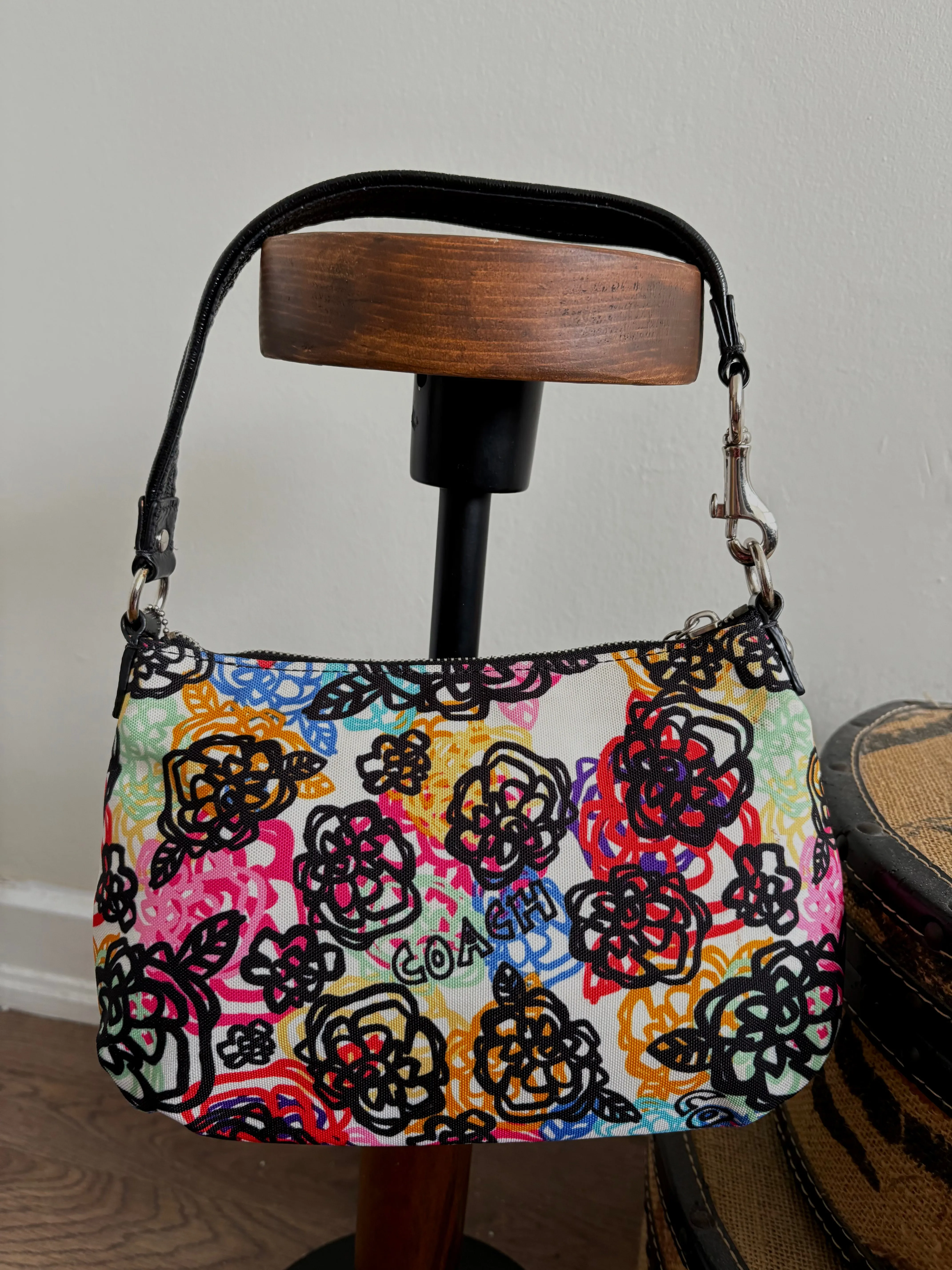 COACH POPPY GRAFFITI BLOSSOM  MULTICOLOUR FLORAL PRINT PURSE