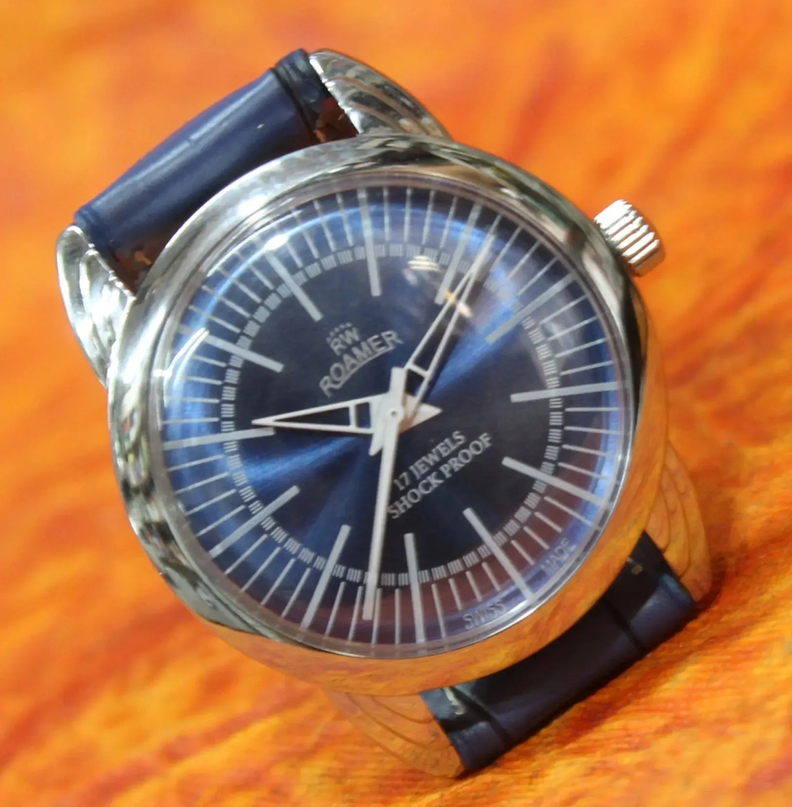 Hand Winding Watch Roamer Vintage 17 Jewels FHF ST96 Mechanical Swiss Made