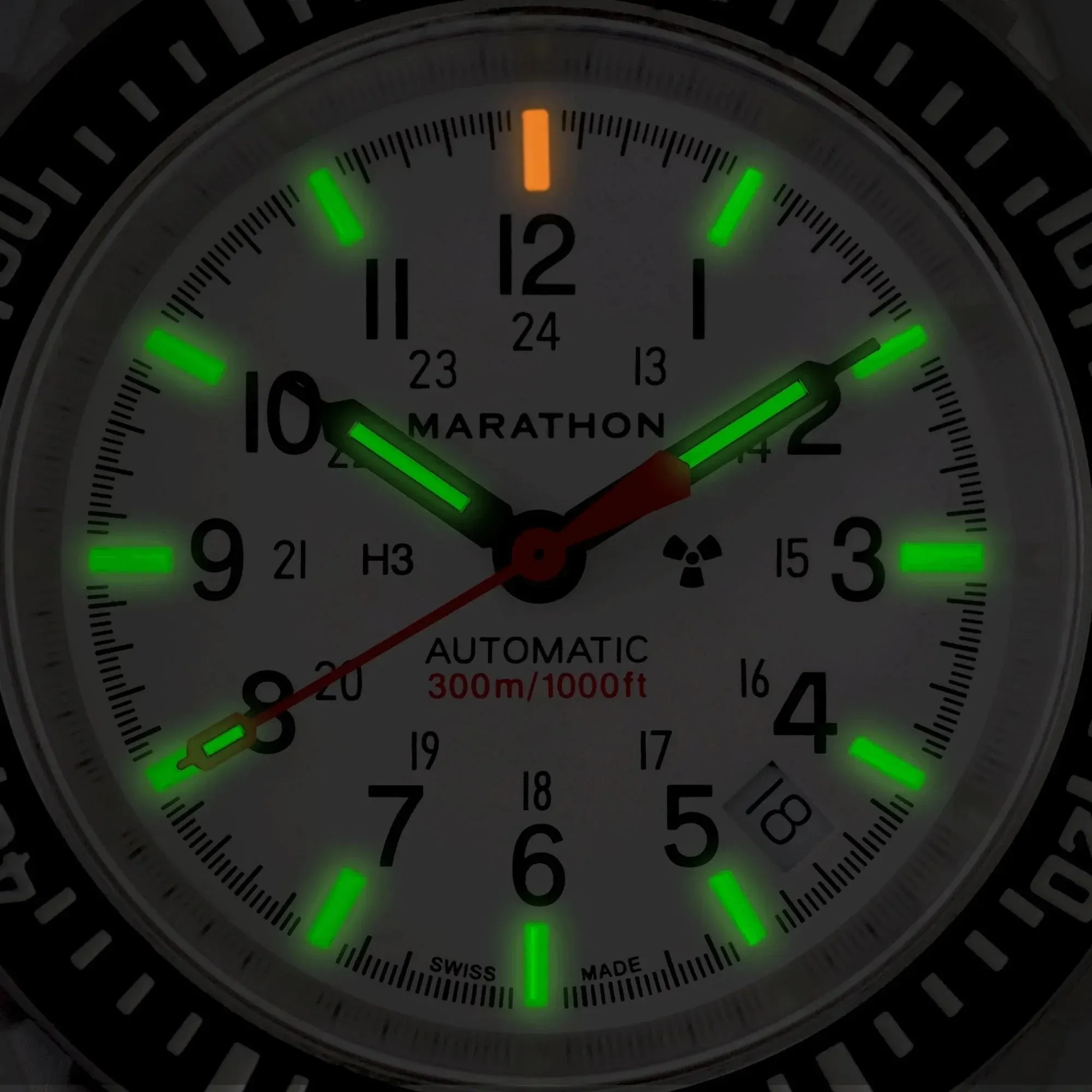 Marathon Arctic Edition Large Diver's Automatic (GSAR) - 41mm White Dial No Government Markings Stainless Steel WW194006BRACE-WD