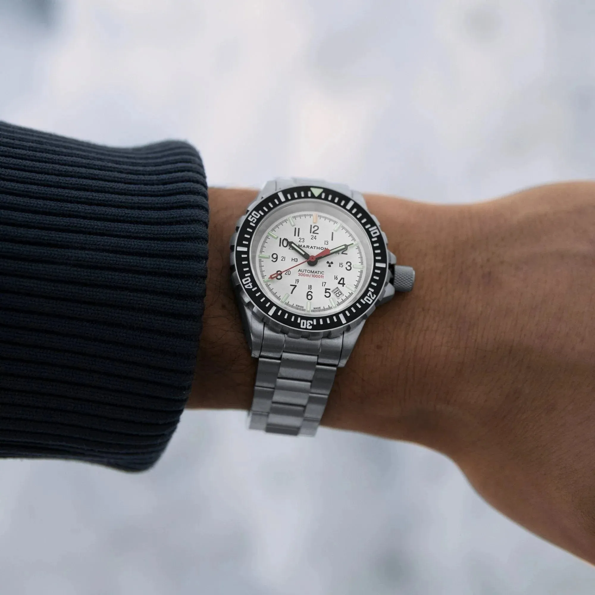 Marathon Arctic Edition Large Diver's Automatic (GSAR) - 41mm White Dial No Government Markings Stainless Steel WW194006BRACE-WD