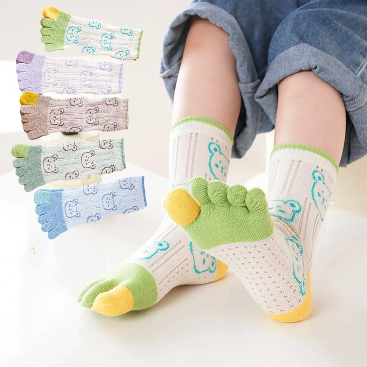 Pursuestar 2 Pairs Thin Cotton Five Finger Toe Socks Cartoon Bear Seperated Dress Socks for Kids Girls Boys 3-12 Years