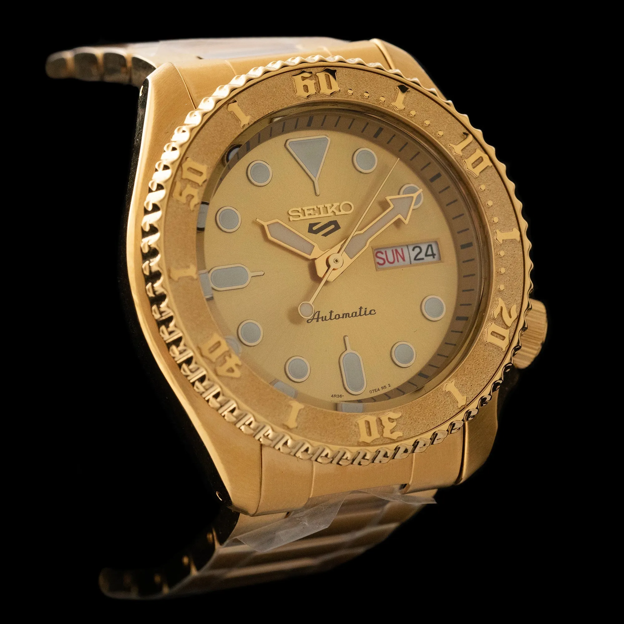 Seiko 5 - Sports Gold SRPE74K